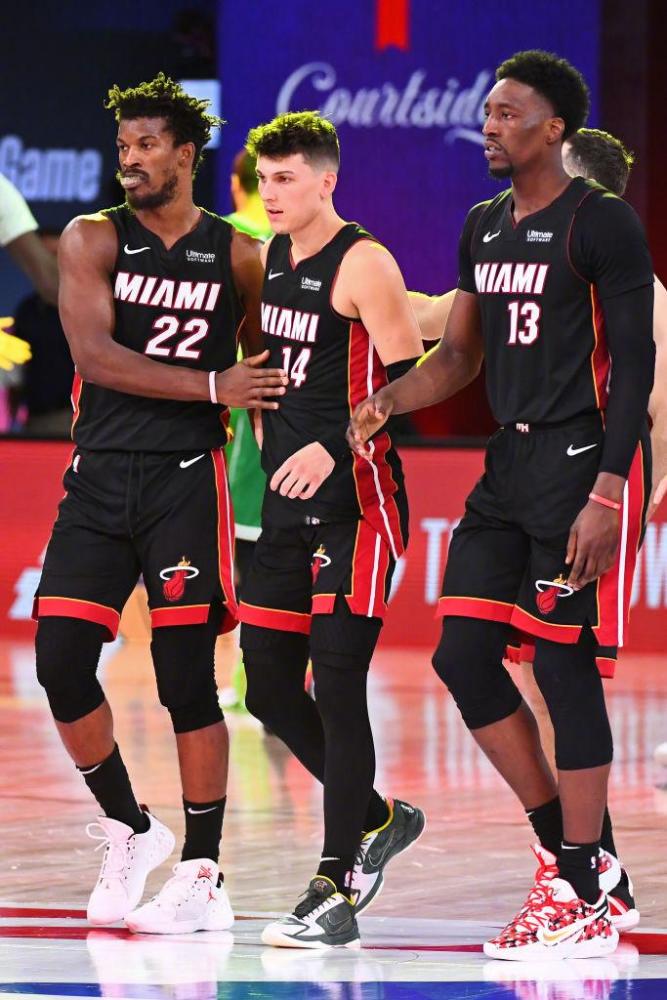 晰呈现了主 晰呈现了主